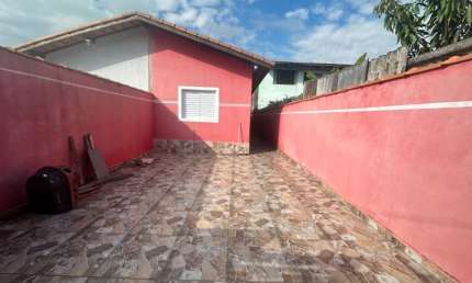 Casa para locação 2 dormitorios sendo 1 suíte - Nova Itanhaém