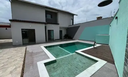 Casa com 3 quartos à venda no Jardim Suarão, Itanhaém , 117 m2 por R$ 820.000