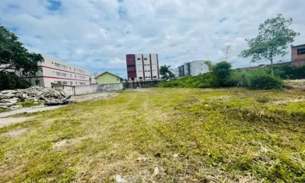 Terreno à venda na Vila Atlântica, Mongaguá 