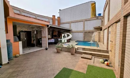 CA198 - Casa com 3 Quartos, Piscina e Forno a Lenha à Venda em Vila Belmiro – Conforto e Lazer Completo!