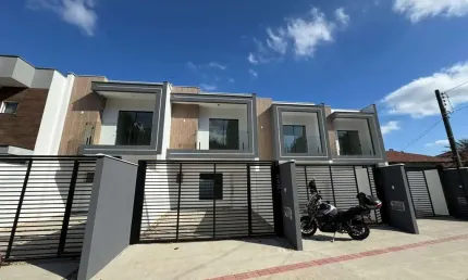 Casa com 3 quartos à venda no Bom Retiro, Joinville 