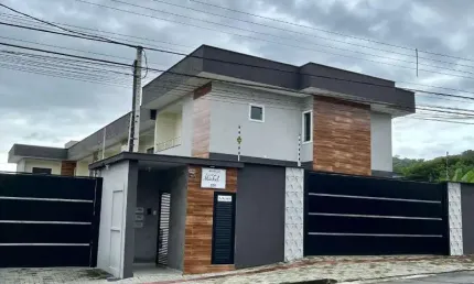 Sobrado Geminado em condomínio fechado no Bom Retiro