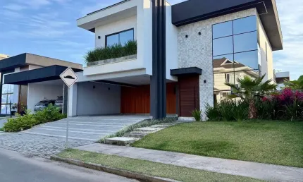 Casa em condomínio fechado com 3 quartos à venda na Vila Nova, Joinville , 270 m2 por R$ 2.250.000