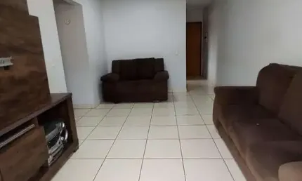 Apartamento 2 quartos, armários na cozinha, elevador