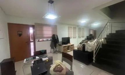 Sobrado em condomínio fechado no parque amazônia com 3 suítes e financiamento facilitado