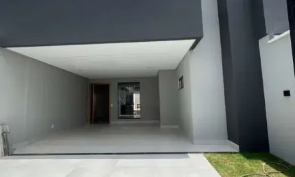 Casa 175m², 3 suítes, piscina e churrasqueira, próx. buriti shopping