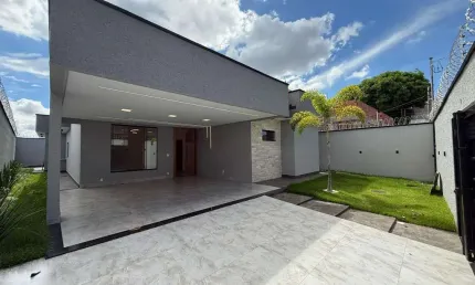 Casa térrea 3 suítes, área gourmet e piscina aquecida