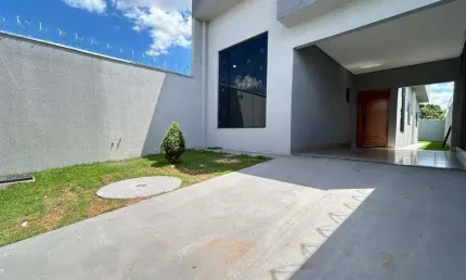 Casa térrea à venda no setor pontal sul com 3 quartos, suíte e financiamento facilitado