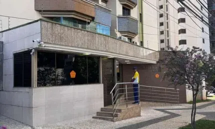 Amplo apê com 4 quartos, 2 suítes e 3 vagas localização nobre!