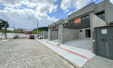 Casa com 3 quartos à venda no Anita Garibaldi, Joinville 