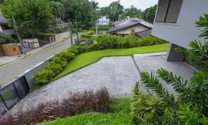Casa com 3 quartos à venda no América, Joinville 