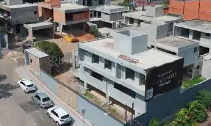 Casa em condomínio fechado com 3 quartos à venda no Glória, Joinville 