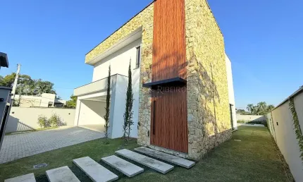 Casa em condomínio fechado com 4 quartos à venda no América, Joinville 