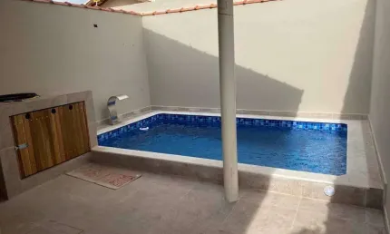 Casa com 2 quartos a 100 metros da praia - Mongaguá - SP