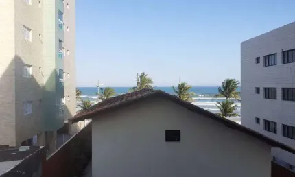 Apartamento para venda possui 60 metros quadrados com 2 quartos em Vila Atlântica - Mongaguá - SP
