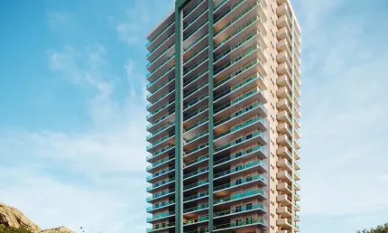 APTO EM CONSTRUÇÃO 2 E 3 DORMITÓRIOS NO CENTRO DA CIDADE E FRENTE PARA O MAR