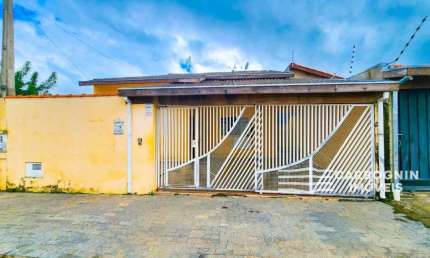 Casa com 4 quartos à venda na Rua Ottilia Galliotti, 100, Village das Flores, Caçapava