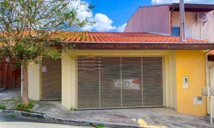 Casa com 5 quartos à venda na Rua Sebastião Ferreira Diniz, 56, Borda da Mata, Caçapava