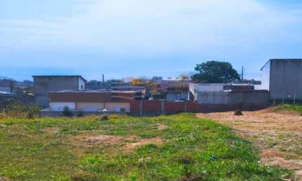 Terreno a Venda no Residencial Esperança em Caçapava