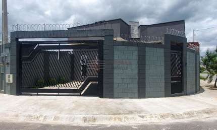 Casa com 2 quartos à venda na Rua Lincoln, 211, Parque do Museu, Caçapava