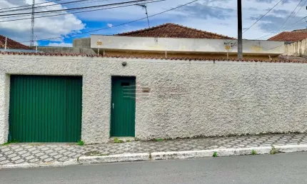 Casa com 3 quartos à venda na Rua Cônego Rodovalho, 213, Centro, Caçapava