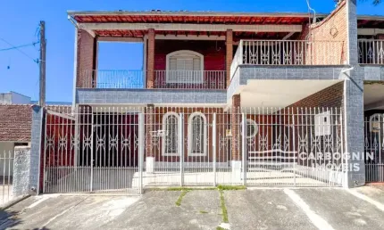 Casa com 3 quartos à venda na Avenida Doutor Voltaire Paiva da Cruz, 91, Vila Bandeirantes, Caçapava