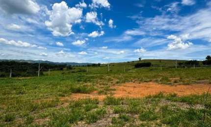 Terreno em condomínio a Venda no Borda do Lago no Borda da Mata em Caçapava