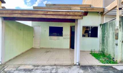 Casa em condomínio a Venda no Villa Di Napoli no Borda da Mata em Caçapava