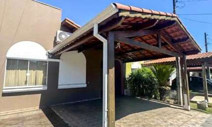 Casa em condomínio a Venda no Ouro Preto em Caçapava