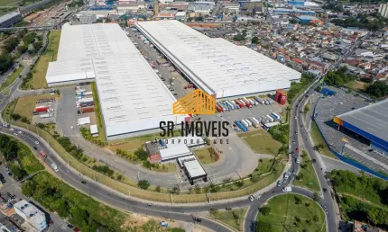 Galpão para alugar de 3000 m² em condomínio logístico em Guarulhos - SP