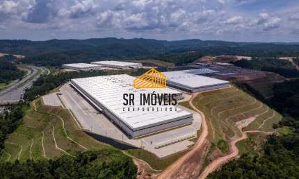 Galpão para alugar de 40000 metros quadrados em condomínio logístico em Cajamar - SP
