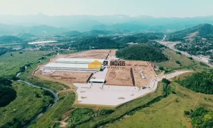 Galpão para alugar de 6000 metros quadrados em condomínio logístico em Duque de Caxias - RJ