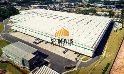 Galpão para alugar de 60000 metros quadrados em condomínio logístico em Embu das Artes - SP