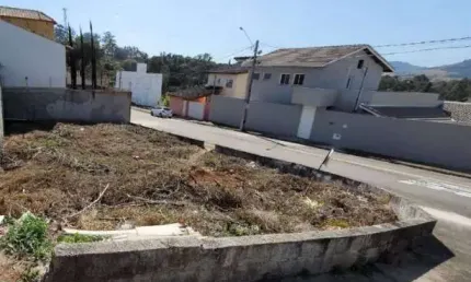 Terreno à venda na Rua Tucunaré, Residencial dos Lagos, Bragança Paulista