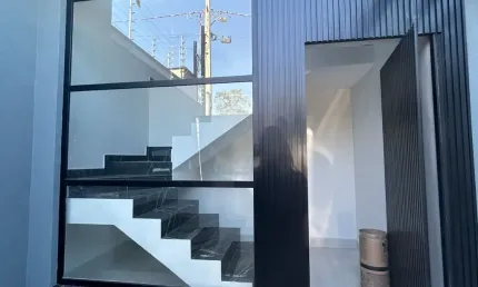 Residencial Central Parque Casa Nova com 3 Suítes e 4 vagas