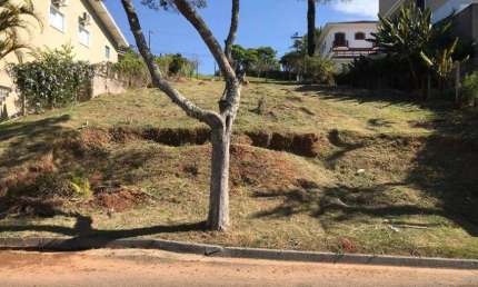 Condomínio Santa Helena III Terreno com 525 m2 OPORTUNIDADE!