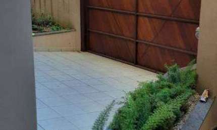 Casa Excelente (347 m2 a/c) com 4 Quartos (2 suítes) no Jardim Santa Rita de Cassia (Zona Sul)