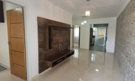 Residencial das Ilhas Casa Térrea em Condomínio com 3 quartos, 2 wc e 2 vagas