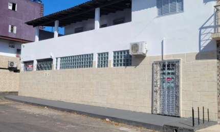 Casa à venda na Rua Januária, Flores, Manaus
