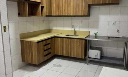 Cond. San Remo -175m² (em frente ao DETRAM) -3 quartos sendo 1 suíte, banheiro, varanda....