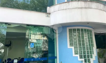 Casa comercial para alugar na Rua Síria, 136, Tatuapé, São Paulo