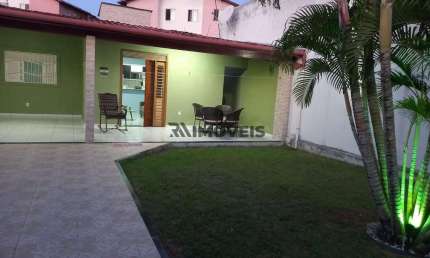 Casa à venda, com 3/4 sendo uma suite. Próximo a Bonor. Parnamirim, RN