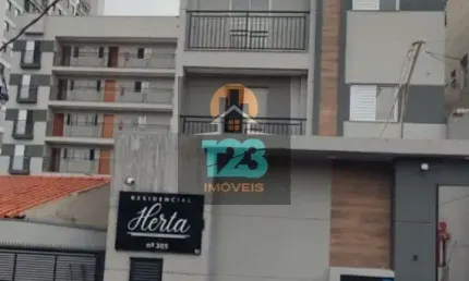 Apartamento com ótima localização 2 dorms, sala, cozinha, banheiro, varanda e vaga de garagem