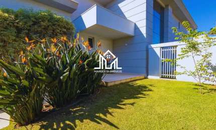 Casa de Condomínio para venda em Santa Felicidade de 342.00m² com 4 Quartos, 2 Suites e 2 Garagens