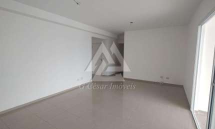 Apartamento para alugar em Jardim Do Mar de 130.00m² com 3 Quartos, 3 Suites e 2 Garagens