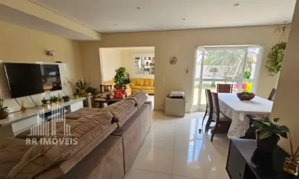 Casa para venda em Tamboré de 159.00m² com 3 Quartos, 1 Suite e 4 Garagens