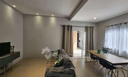 Casa para venda em Jardim Santa Clara de 111.00m² com 1 Quarto, 1 Suite e 2 Garagens