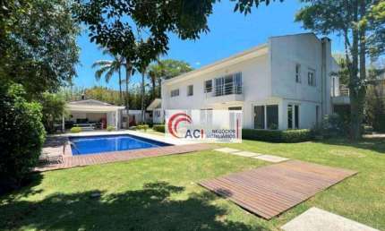 Casa de Condomínio para venda e aluguel em Forest Hills de 660.00m² com 4 Quartos, 4 Suites e 6 Garagens