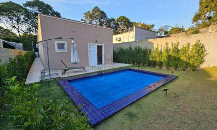 Casa de Condomínio para venda e aluguel em Jardim Colibri de 196.00m² com 3 Quartos, 3 Suites e 4 Garagens