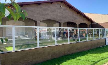 Casa para venda em Condominio Lagoinha de 363.00m² com 4 Quartos, 2 Suites e 2 Garagens